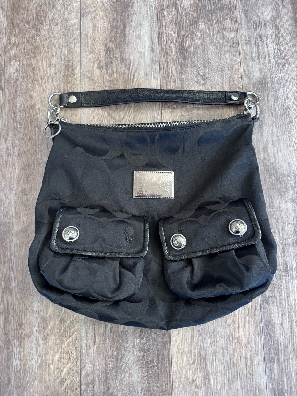 Coach Poppy Signature Sateen Pocket hobo Shoulder Bag w/Purple Interior - Y2K